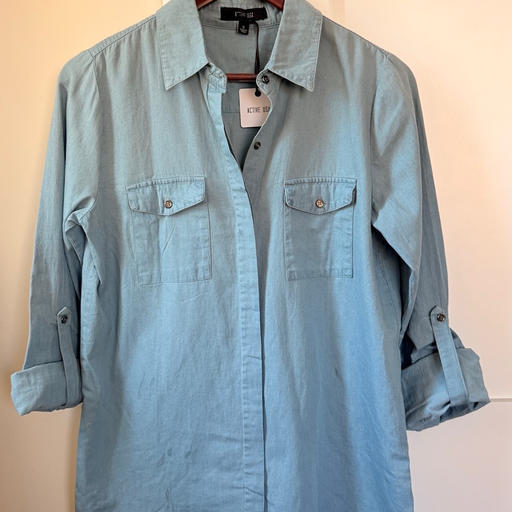 NWT Botton down shirt